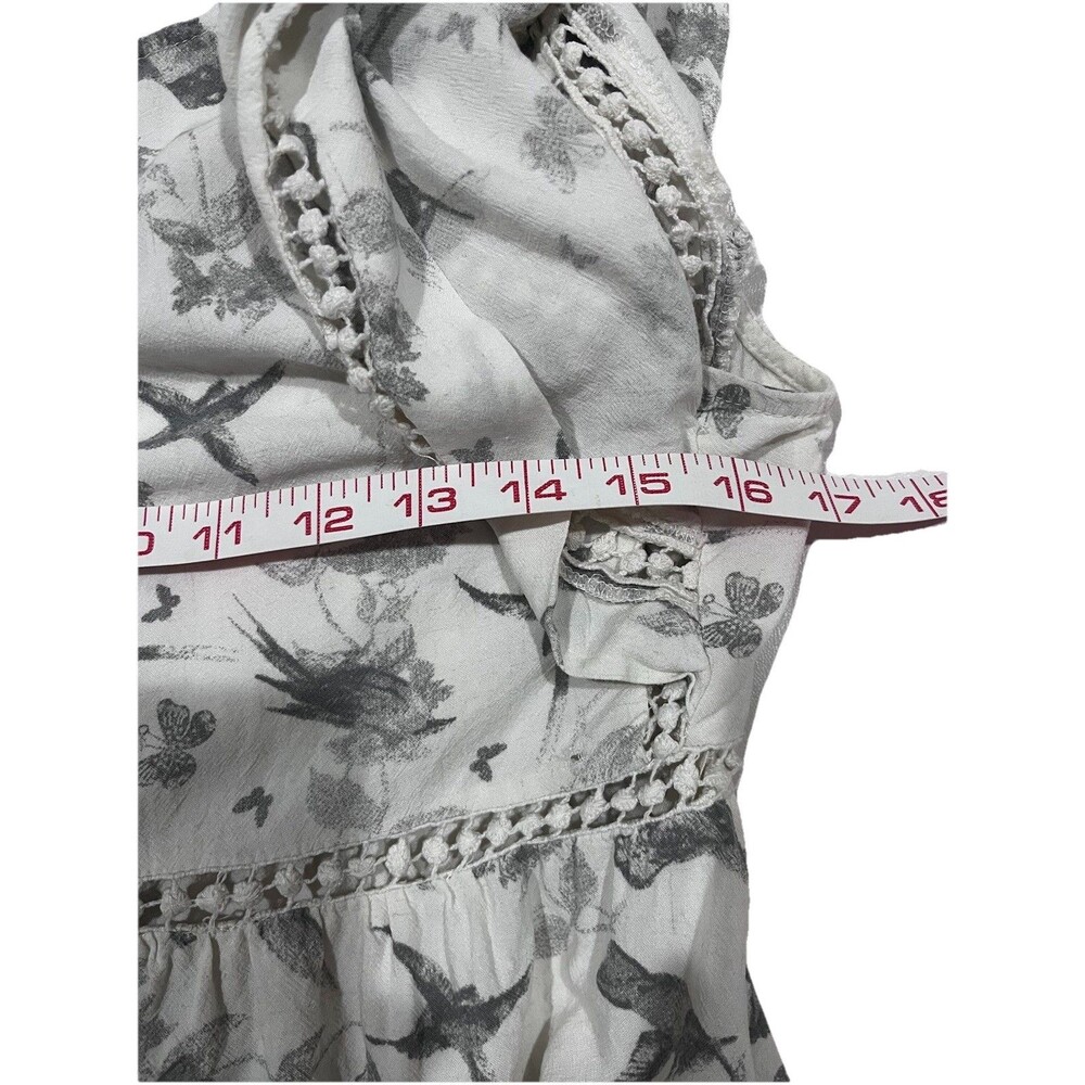 Andree By Unit Cream Gray Butterfly Hummingbird Peplum Top Flutter Sleeves M - Picture 5 of 8